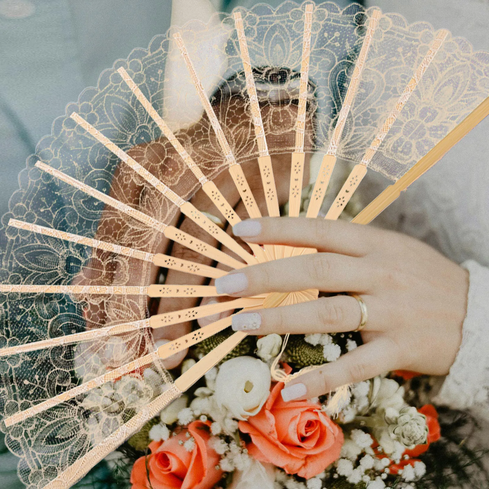 Lace Folding Fan Wooden Bone Vintage Handheld Foldable Decorative Fan For Wedding Party Dance Tea Event Bridal Accessories
Lace Folding Fan Wooden Bone Vintage Handheld Foldable Decorative Fan For Wedding Party Dance Tea Event Bridal Accessories