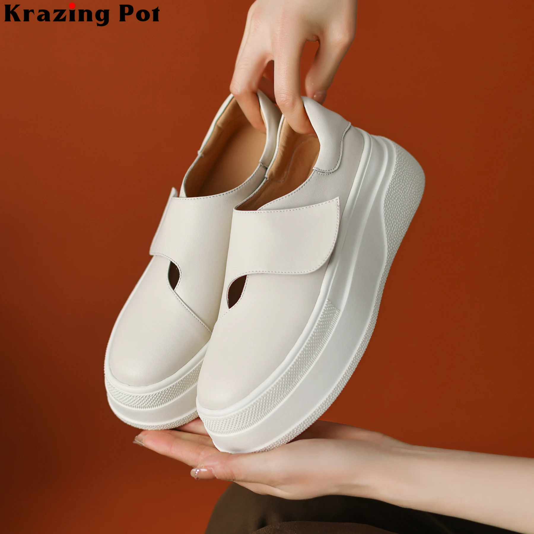 Krazing Pot Cow Leather Concise White Sneakers Thick Bottom Sport Loafers Casual Vulcanized Shoes Platform Elegant Women Flats
Krazing Pot Cow Leather Concise White Sneakers Thick Bottom Sport Loafers Casual Vulcanized Shoes Platform Elegant Women Flats