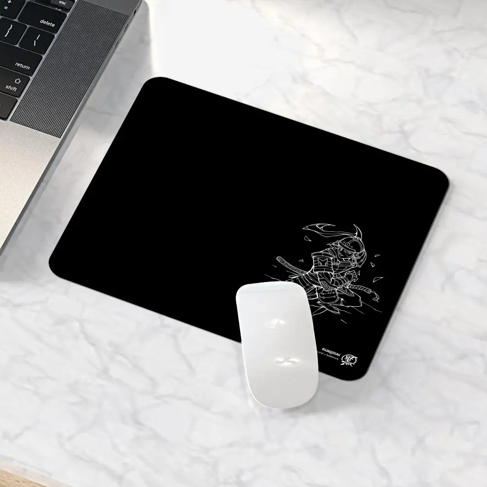 Kurosun Samurai Balance Gaming Mosepad Gamer Professional E-Sports Mouse Mat High Elastic Non-slip Bottom Premium Mouse Pad
Kurosun Samurai Balance Gaming Mosepad Gamer Professional E-Sports Mouse Mat High Elastic Non-slip Bottom Premium Mouse Pad