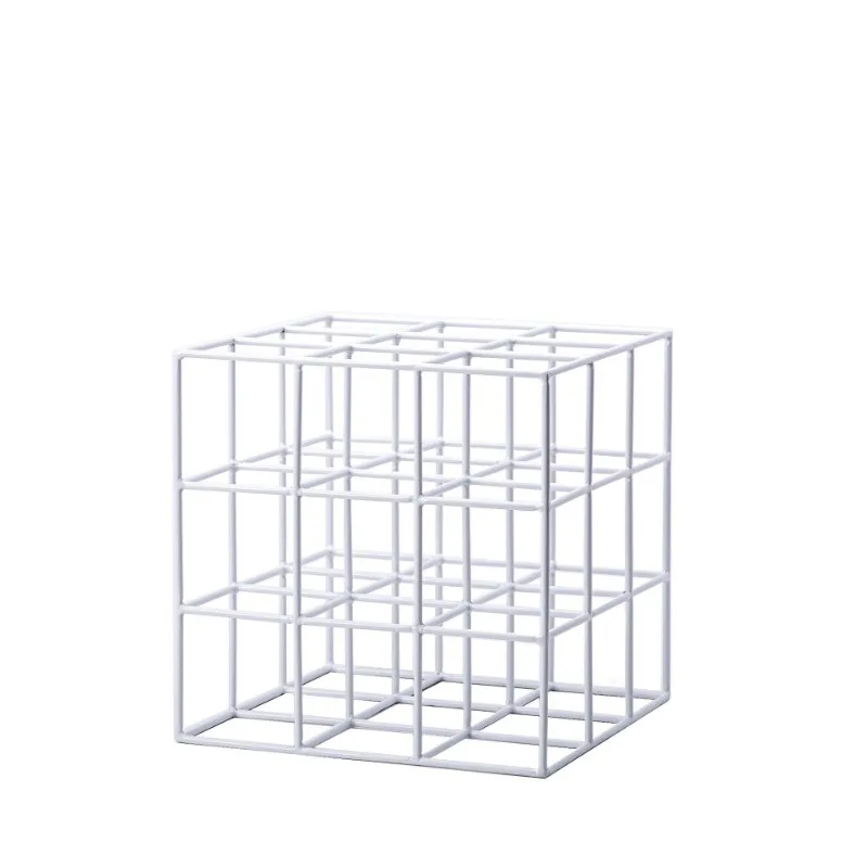 Simple home wrought iron ornaments, creative square line desktop ornaments, black metal boxes
Simple home wrought iron ornaments, creative square line desktop ornaments, black metal boxes