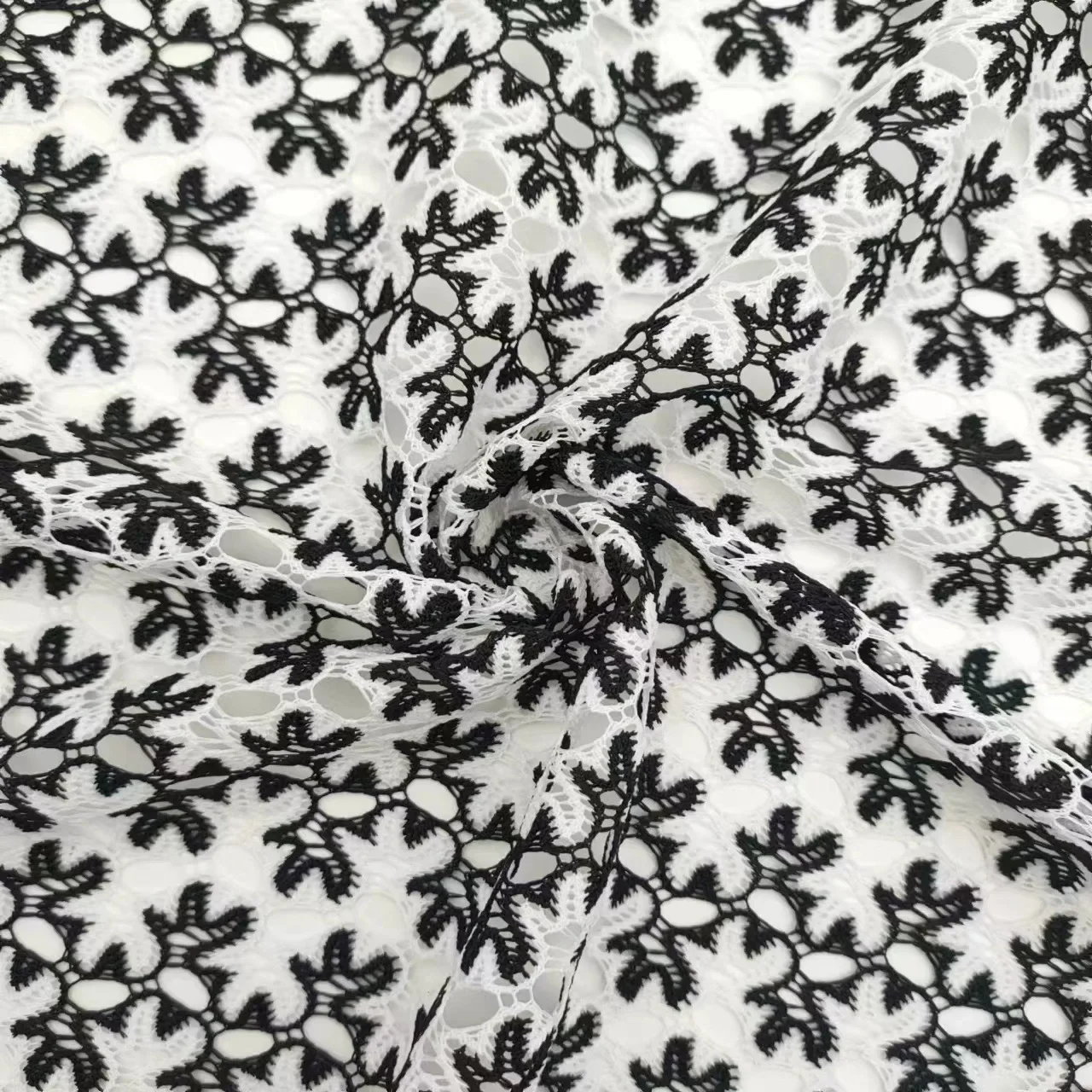 Hollow Out Polyester Knitted Lace Fabric Women's Shirt Dress Clothing Handmade Sewing Fabric
Hollow Out Polyester Knitted Lace Fabric Women's Shirt Dress Clothing Handmade Sewing Fabric