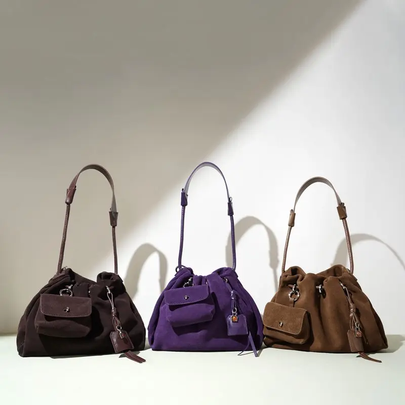 Women's new fashion belt design denim series handbag luxury design genuine leather bag multifunctional bucket bag with small bag
Women's new fashion belt design denim series handbag luxury design genuine leather bag multifunctional bucket bag with small bag