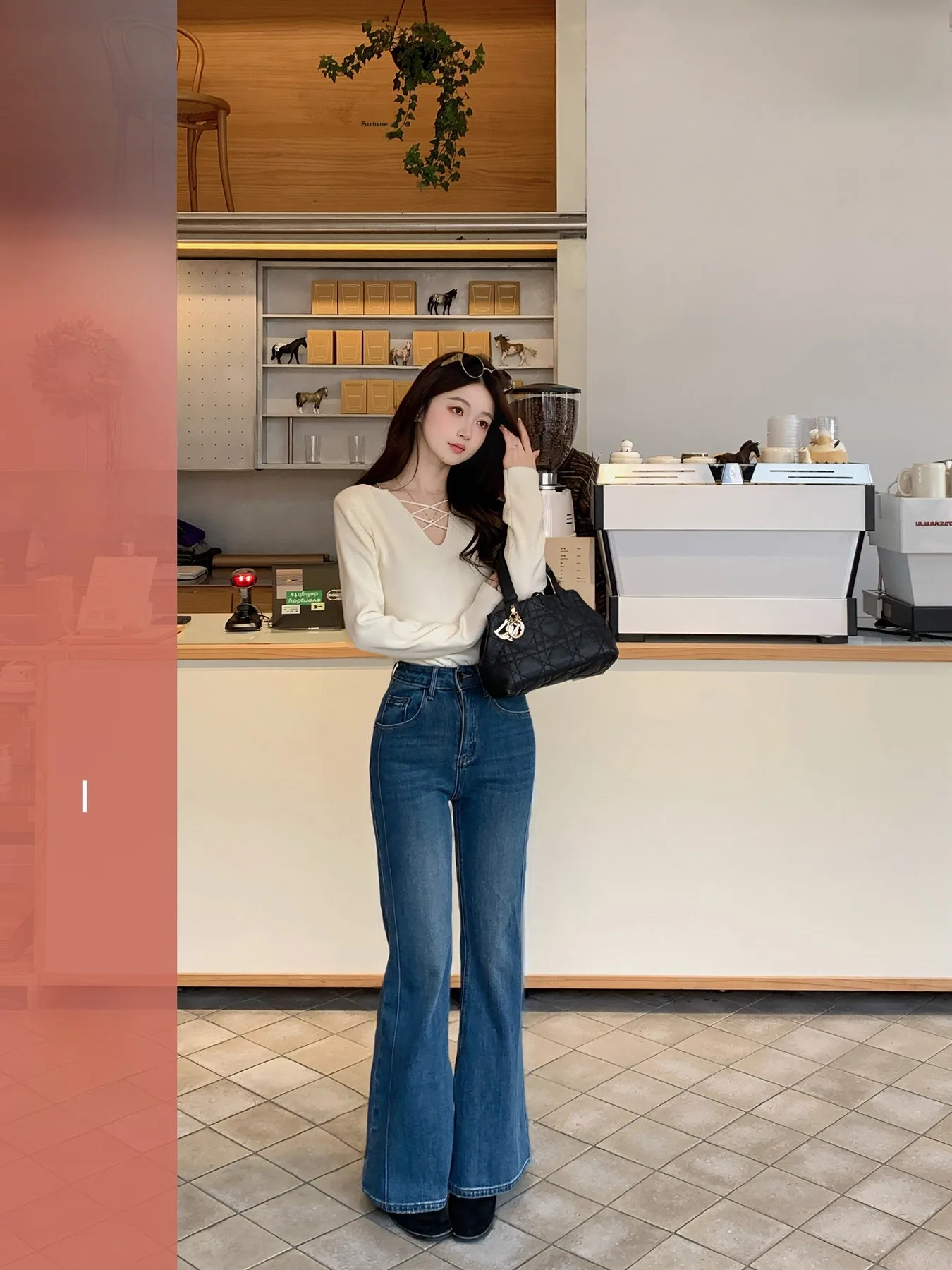 High Waist Fleece Lined Micro Flared Jeans Women's Winter Casual Cotton Pants plus Size Slimming Bootcut Denim Trousers
High Waist Fleece Lined Micro Flared Jeans Women's Winter Casual Cotton Pants plus Size Slimming Bootcut Denim Trousers