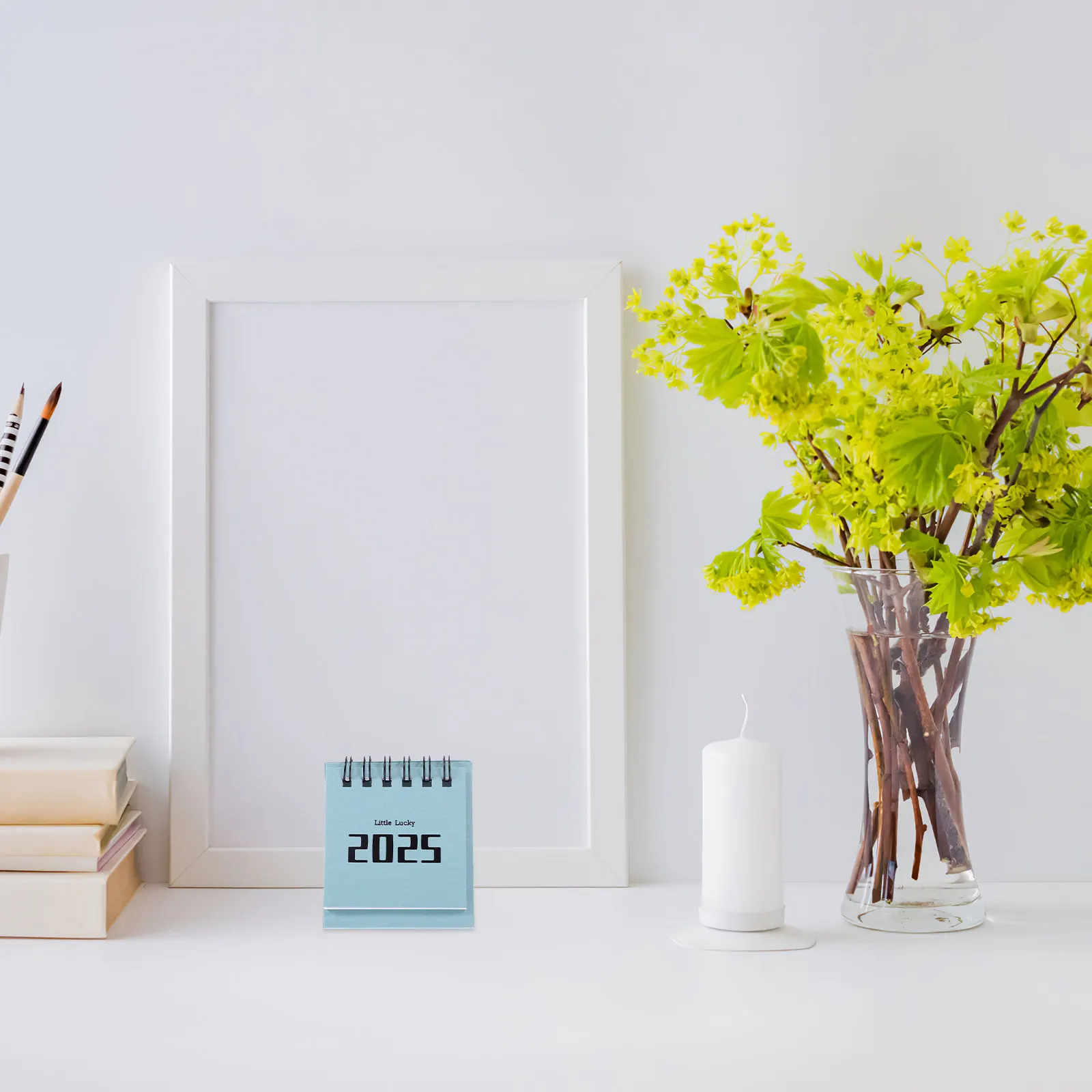 Mini Standing Table Calendar 2025 Small Desk Calendar Chic Modern Design Functional Office Desk Decor with Easy Flip Date
Mini Standing Table Calendar 2025 Small Desk Calendar Chic Modern Design Functional Office Desk Decor with Easy Flip Date