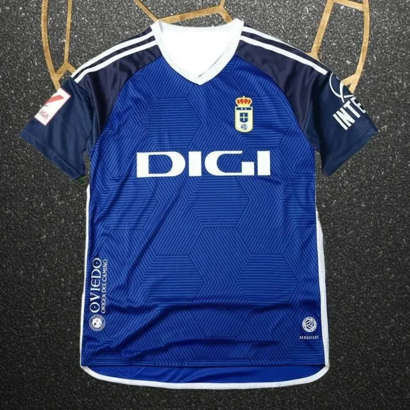 25 Oviedo Away Vintage camiseta de fútbol de verano para hombres camiseta de secado rápido de manga corta para adultos Top Y2K
25 Oviedo Away Vintage camiseta de fútbol de verano para hombres camiseta de secado rápido de manga corta para adultos Top Y2K