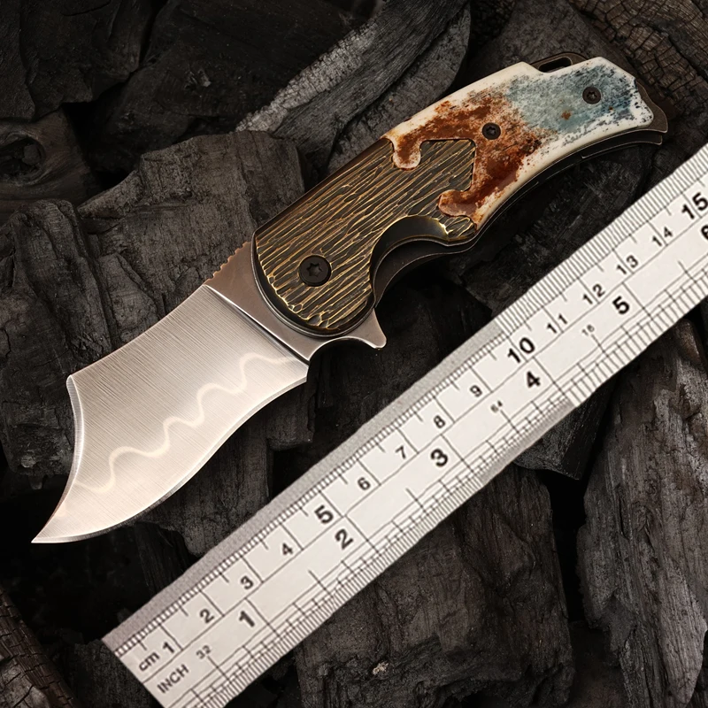 NEWOOTZ Vintage Handmade Folding Knife WRL-34 Steel Cow Bone Handle Brass Liner, EDC Knife Camping Tool with Leather Sheath
NEWOOTZ Vintage Handmade Folding Knife WRL-34 Steel Cow Bone Handle Brass Liner, EDC Knife Camping Tool with Leather Sheath