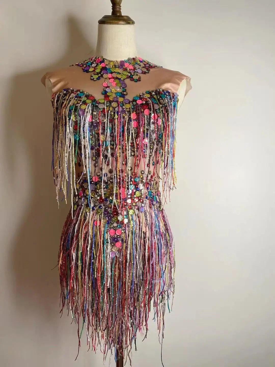 Evening Party Nightclub Dancer Perfprmance Costume Stage Wear Colorful Tassels Sequins Sexy Sleeveless Sheath Bodysuit
Evening Party Nightclub Dancer Perfprmance Costume Stage Wear Colorful Tassels Sequins Sexy Sleeveless Sheath Bodysuit