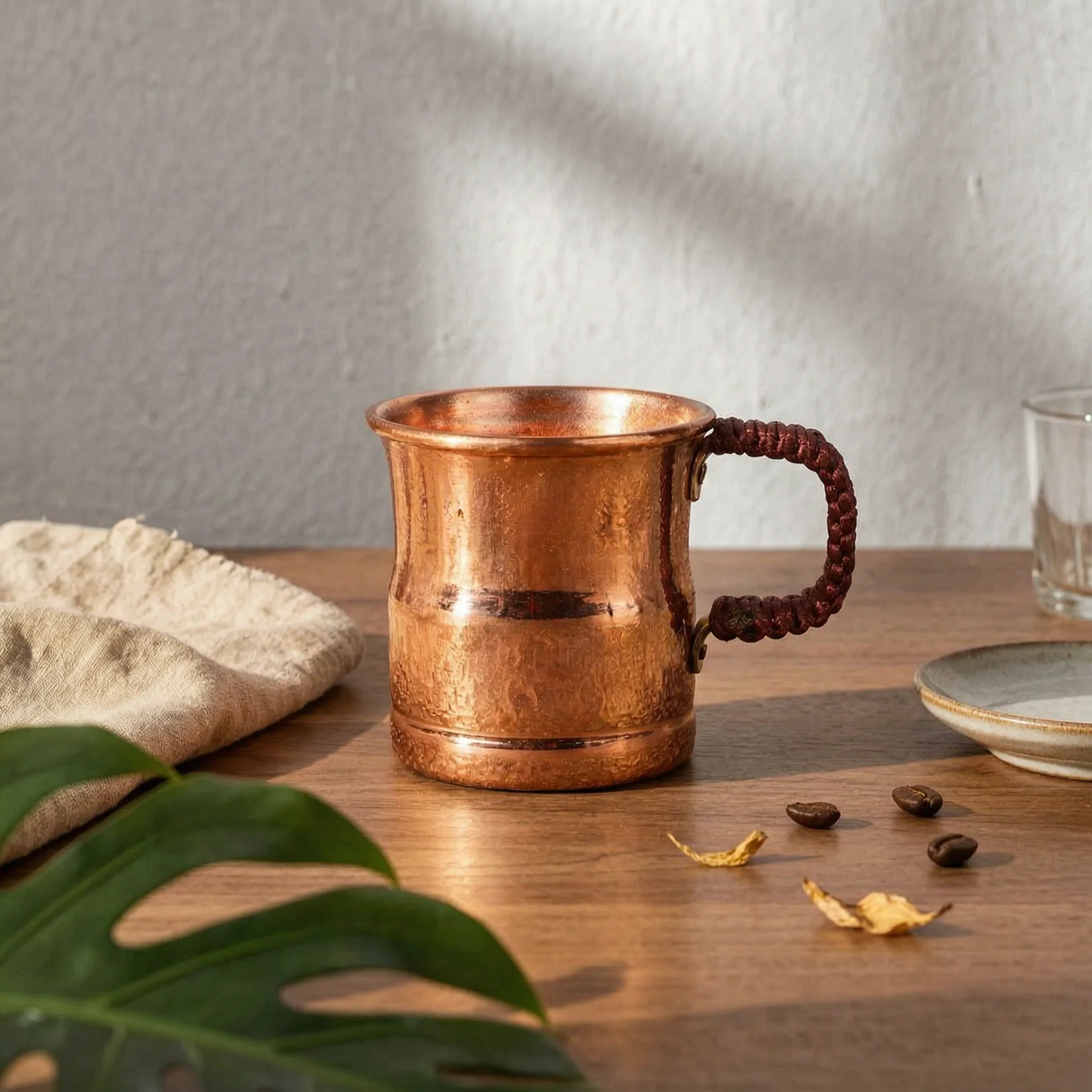 Handmade Copper Cup Braided Handle Pure Copper Cup Drinkware Reusable Rust-Resistant
Handmade Copper Cup Braided Handle Pure Copper Cup Drinkware Reusable Rust-Resistant