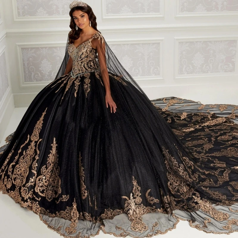 Black Shiny Quinceanera Dresses Sweet 16 Ball Gown Off The Shoulder Gold Lace Appliques Beads With Cape Pageant Party Princess
Black Shiny Quinceanera Dresses Sweet 16 Ball Gown Off The Shoulder Gold Lace Appliques Beads With Cape Pageant Party Princess