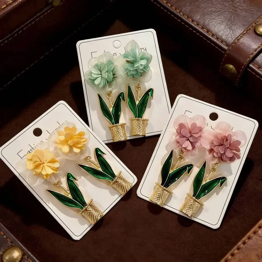 Sweet Potted Flower Drop Earrings Vintage Style Organza Floral Earrings For Women
Sweet Potted Flower Drop Earrings Vintage Style Organza Floral Earrings For Women