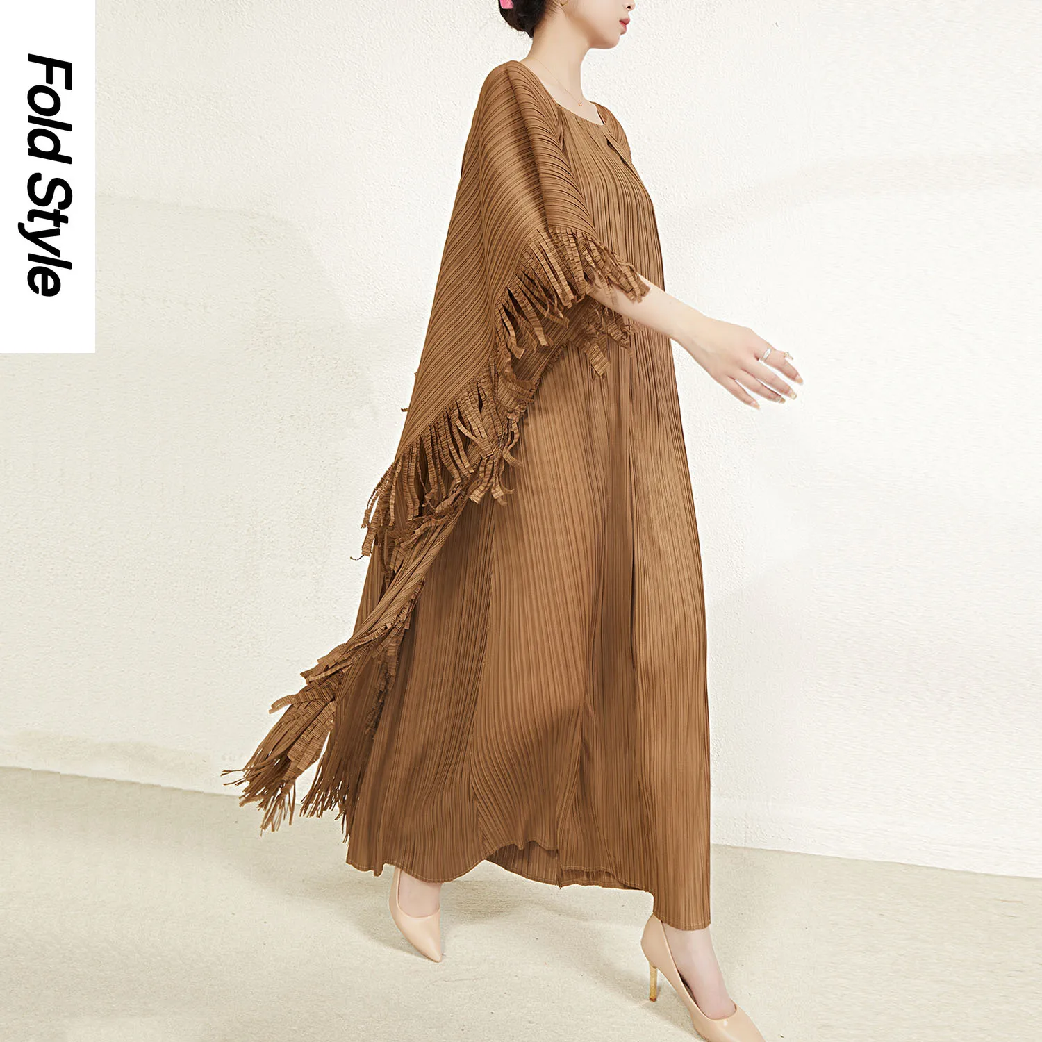 Three Mansion Large Size Loose Solid Color Tassel Dress for Women's Spring/Summer New Mid Length Knee Fold Tassel Long Dress
Three Mansion Large Size Loose Solid Color Tassel Dress for Women's Spring/Summer New Mid Length Knee Fold Tassel Long Dress