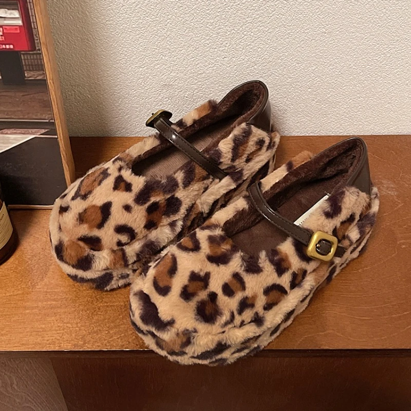 Leopard Women's Loafers Shoes Fur Casual Short Plush Cotton Shoes 2025 New Comfort Snow Boots Walking Mary Janes Mujer Zapatos
Leopard Women's Loafers Shoes Fur Casual Short Plush Cotton Shoes 2025 New Comfort Snow Boots Walking Mary Janes Mujer Zapatos