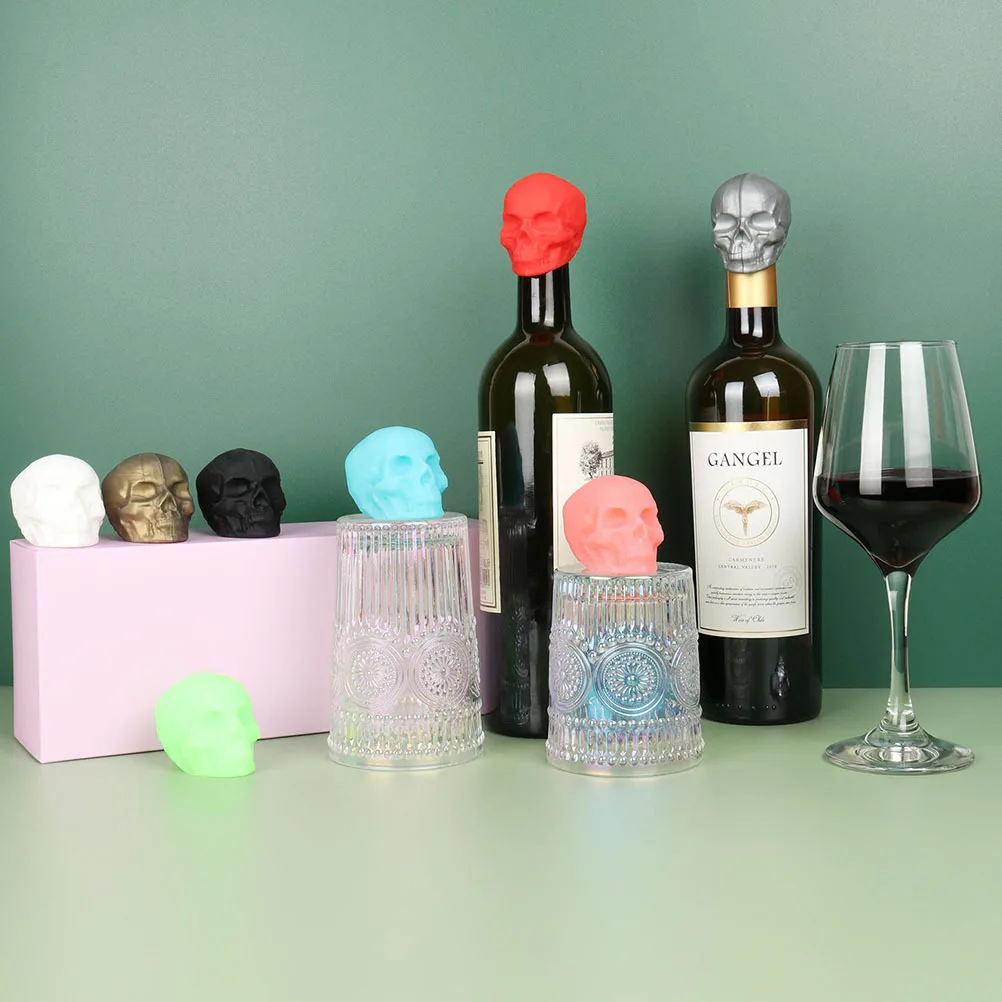 2Pcs Skull Silicone Wine Stopper Leakproof Wine Bottle Plug Halloween Decoration Beverage Stopper Silicone Bottle Plug 
2Pcs Skull Silicone Wine Stopper Leakproof Wine Bottle Plug Halloween Decoration Beverage Stopper Silicone Bottle Plug
