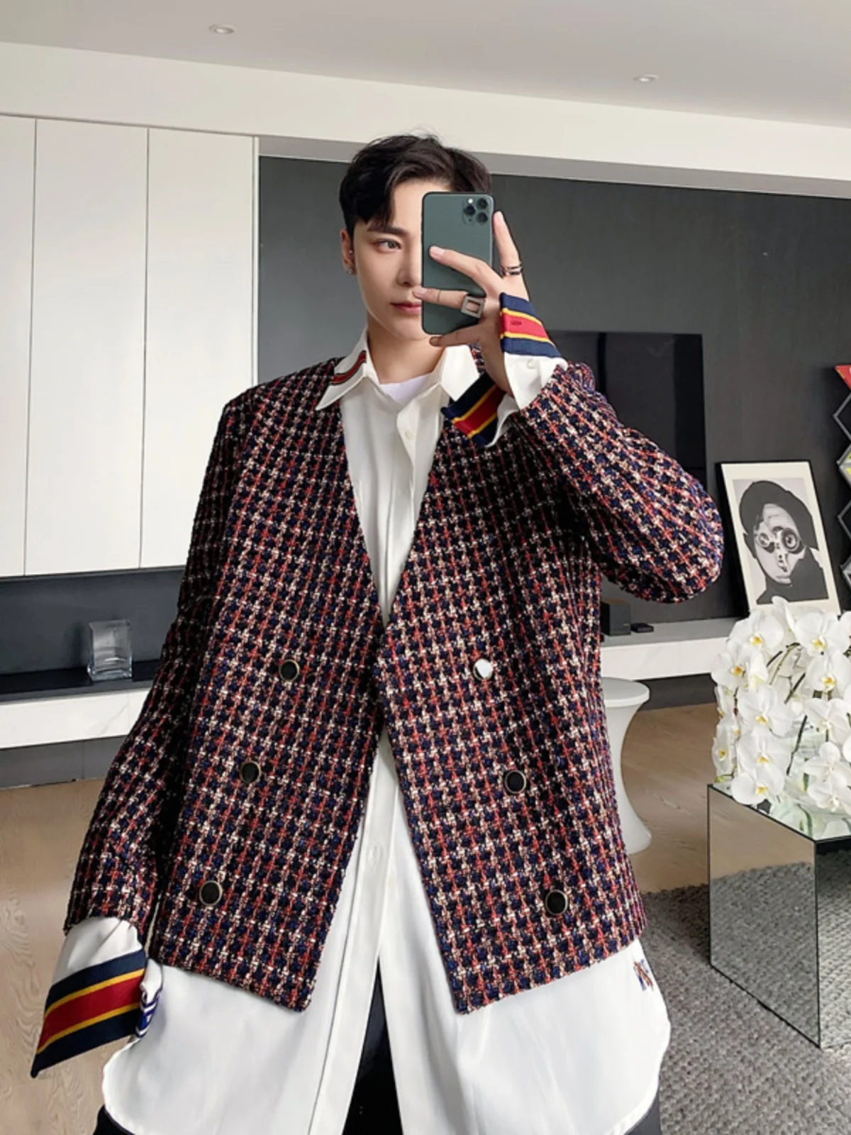 Retro Luxury Men's ort Jaet Coat Thi Tweed Loose Fit V-Ne Autumn Winter Polyester Youth Faion Casual irt
Retro Luxury Men's ort Jaet Coat Thi Tweed Loose Fit V-Ne Autumn Winter Polyester Youth Faion Casual irt