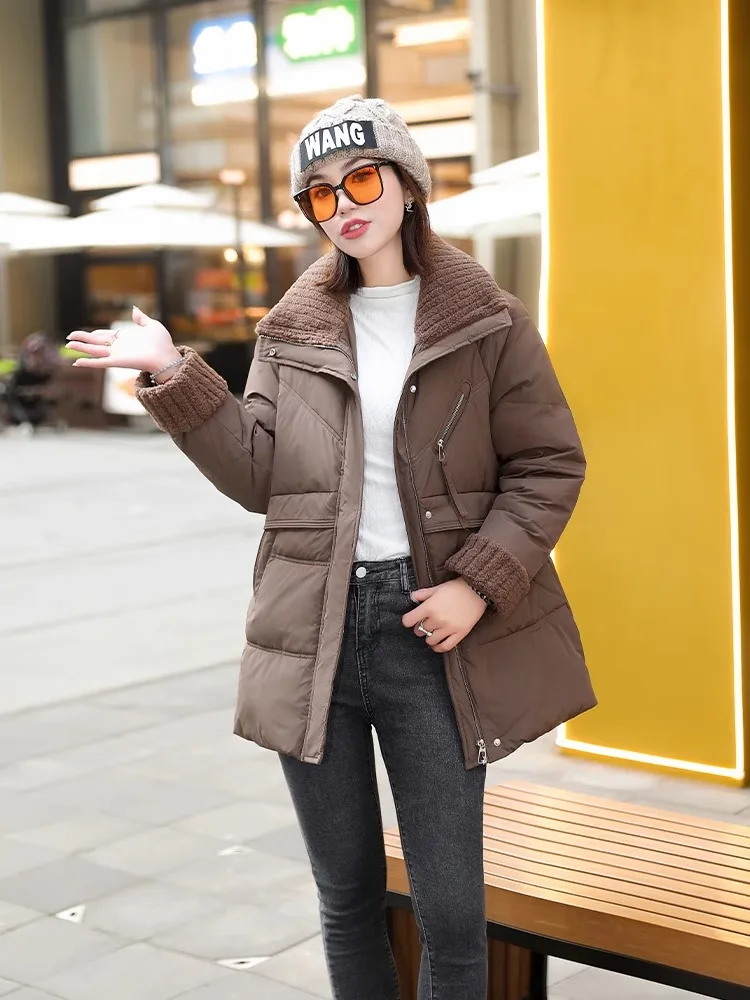 Женская зимняя модная теплая куртка-пуховик Mila Reed средней длины с вязаными вставками и пэчворком, маленький размер
Женская зимняя модная теплая куртка-пуховик Mila Reed средней длины с вязаными вставками и пэчворком, маленький размер