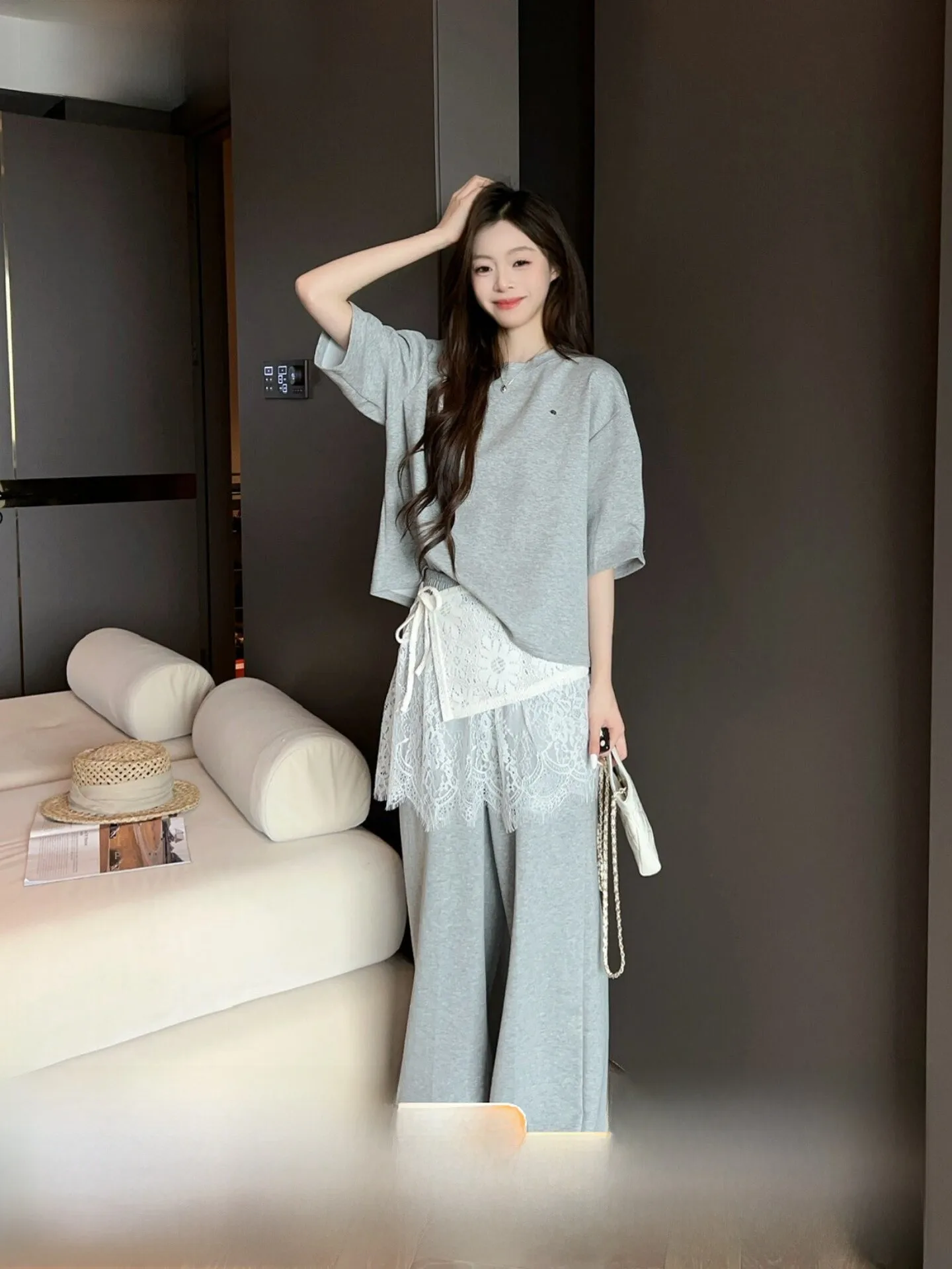 Fashionable Casual Short Sleeve Long Pants Two-Piece Set Women's Loose Versatile Small Size Trendy Spring Collection
Fashionable Casual Short Sleeve Long Pants Two-Piece Set Women's Loose Versatile Small Size Trendy Spring Collection