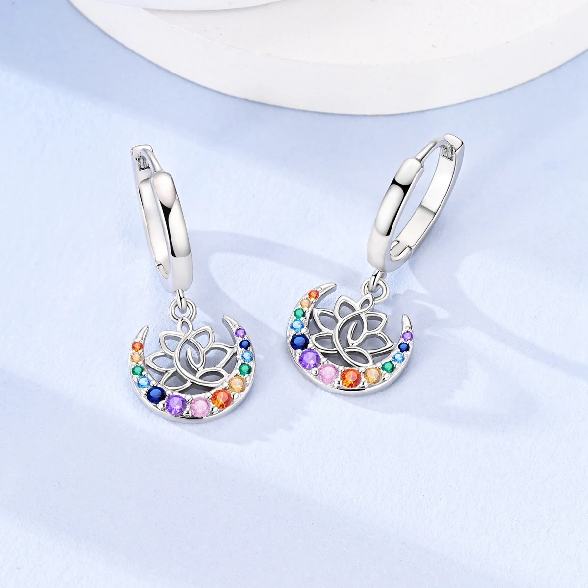 925 Sterling Silver Original Women Earring Yoga Moon Colorful Zircon Pendant Earring Party Jewelry
925 Sterling Silver Original Women Earring Yoga Moon Colorful Zircon Pendant Earring Party Jewelry