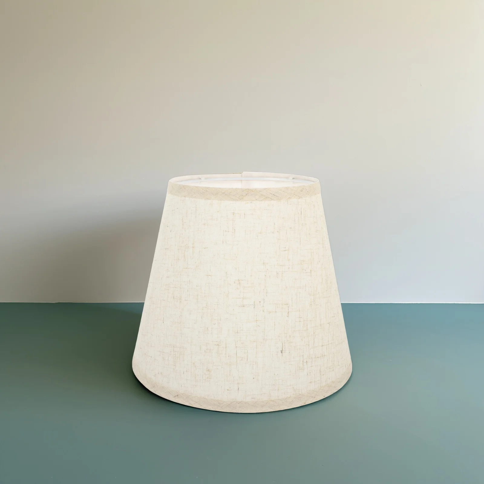Linen Lamp Shade Grey Half Round Cloth Cover E14 Bulb Bedroom Living Room Table Lamp Shades Home Lighting Accessories
Linen Lamp Shade Grey Half Round Cloth Cover E14 Bulb Bedroom Living Room Table Lamp Shades Home Lighting Accessories