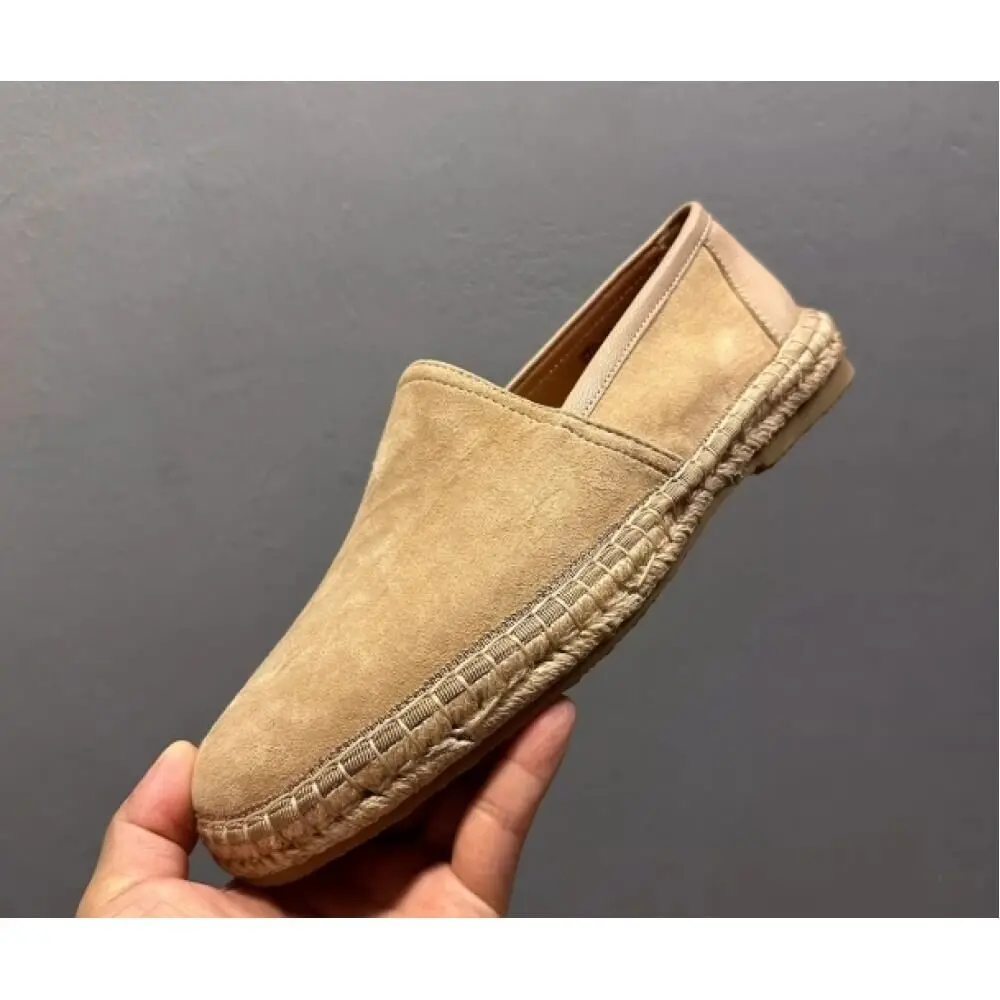 Handcrafted Beige Suede Espadrilles – Superior Craftsmanship, Timeless Minimalist Charm
Handcrafted Beige Suede Espadrilles – Superior Craftsmanship, Timeless Minimalist Charm