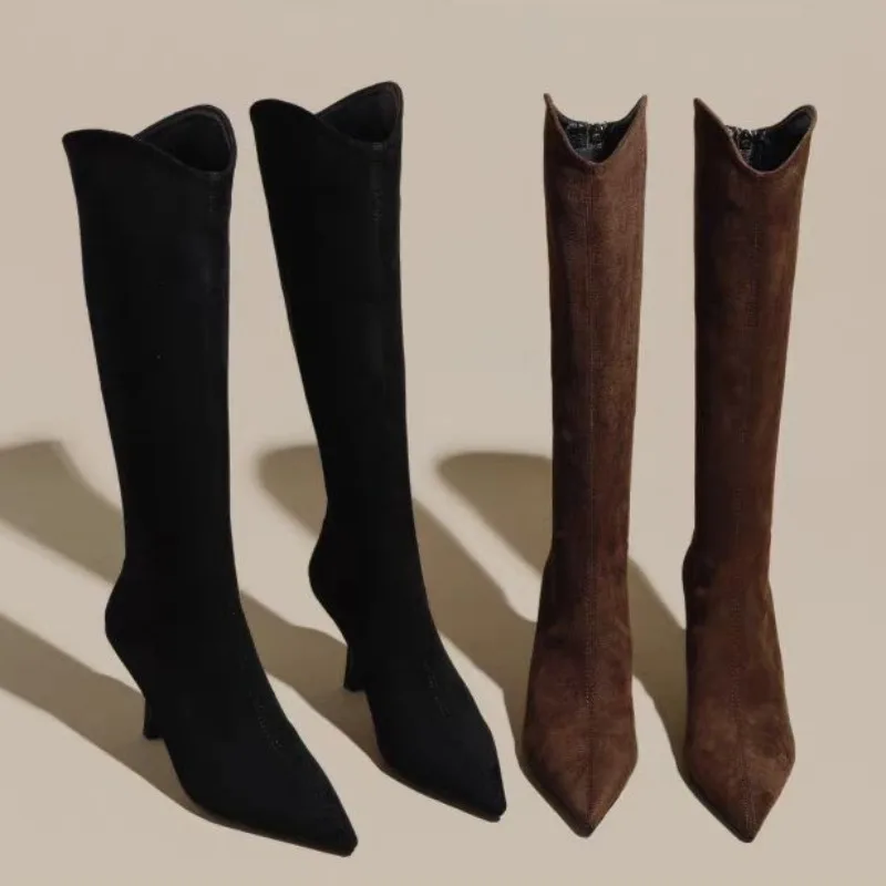 Designer Pointed Toe Long Boots High Heels Fashion Elegant Shoes 2025 Suede Winter New Knee Boots Sexy Cozy Party Pumps Zapatos
Designer Pointed Toe Long Boots High Heels Fashion Elegant Shoes 2025 Suede Winter New Knee Boots Sexy Cozy Party Pumps Zapatos