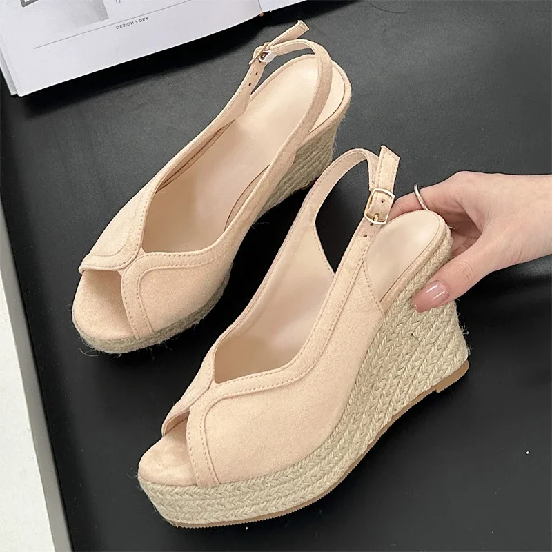 Women Sandals Fashion Beach Platform Sandals Women New Designer Casual Shoes Women Outdoor Wedges High Heels
Women Sandals Fashion Beach Platform Sandals Women New Designer Casual Shoes Women Outdoor Wedges High Heels