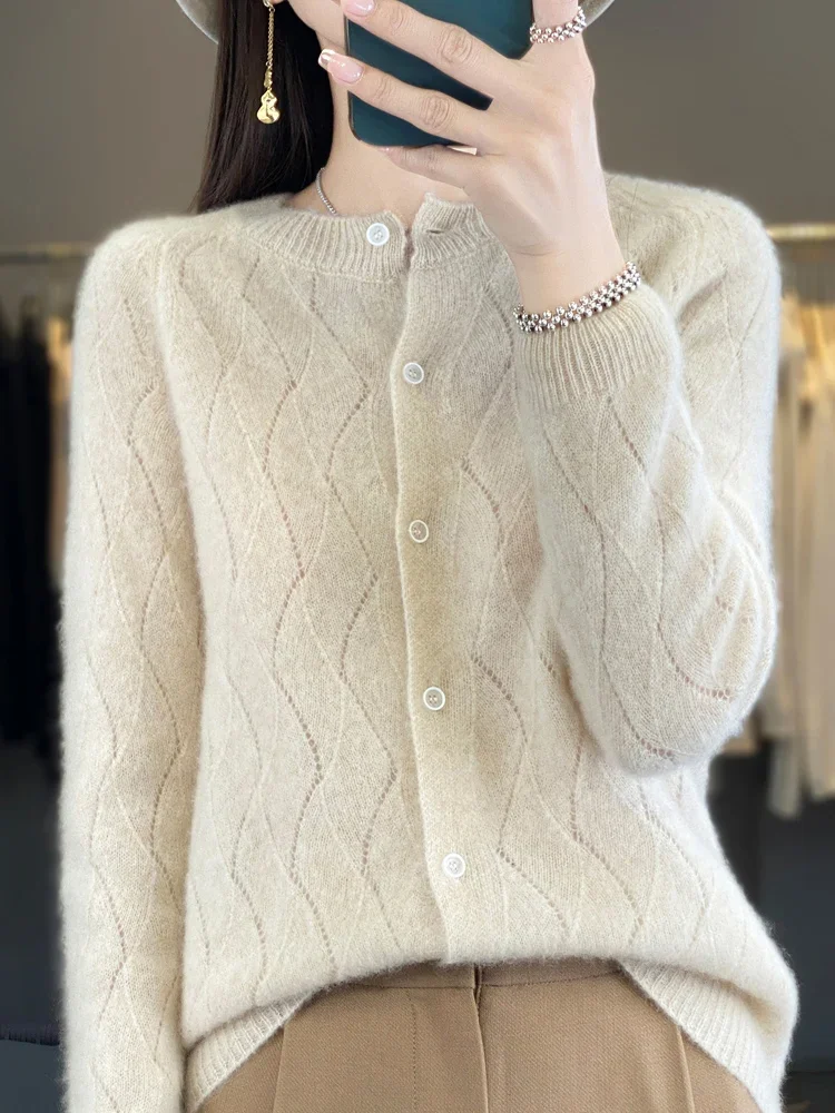New Women Merino Wool O-Neck Buttoned Cardigan Spring Autumn Cashmere Sweater Quality Soft Knitwear Casual Tops Clothing
New Women Merino Wool O-Neck Buttoned Cardigan Spring Autumn Cashmere Sweater Quality Soft Knitwear Casual Tops Clothing