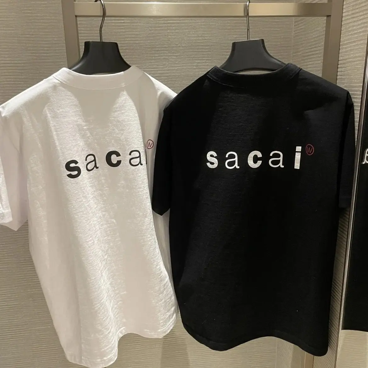 Men's and Women's Short-sleeved T-shirts, Pure Cotton, Luxurious, of High Quality, Co-branded with The Trendy Brand WTAPS Print
Men's and Women's Short-sleeved T-shirts, Pure Cotton, Luxurious, of High Quality, Co-branded with The Trendy Brand WTAPS Print