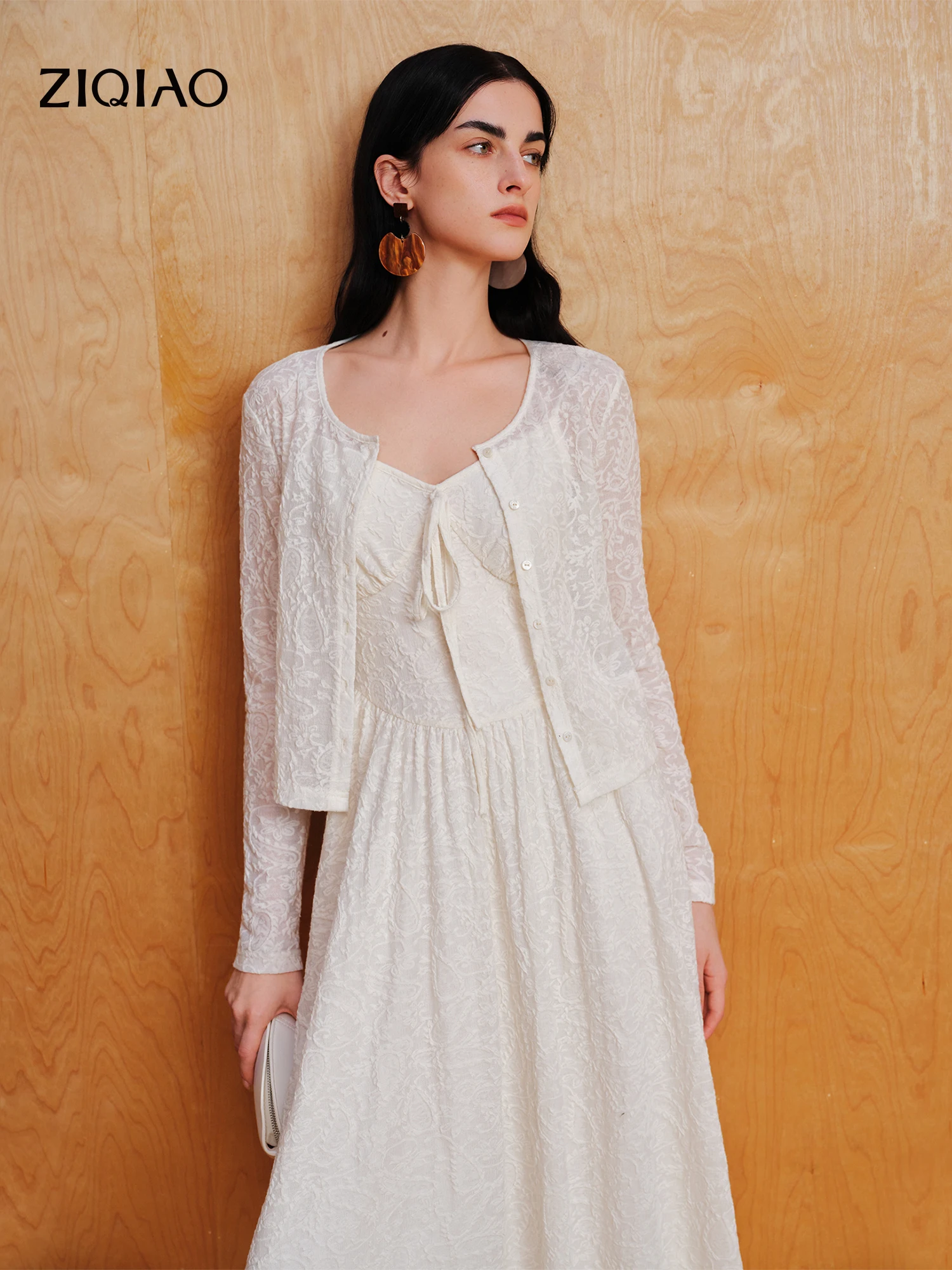 ZIQIAO Elegant Lace Suspender Dress and Shirt Set for Women 2026 Summer New Arrival Dating Party Mid-calf French Style
ZIQIAO Elegant Lace Suspender Dress and Shirt Set for Women 2026 Summer New Arrival Dating Party Mid-calf French Style