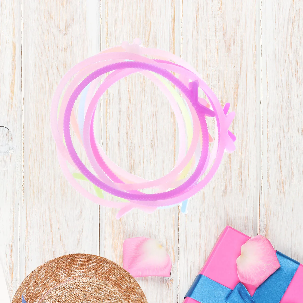 2Pcs Glow in Dark Hairband Bow Shape Elastic Hair Tie Ponytail Holder Hair Accessories Silicone Girl Bow Bracelet Wristband
2Pcs Glow in Dark Hairband Bow Shape Elastic Hair Tie Ponytail Holder Hair Accessories Silicone Girl Bow Bracelet Wristband