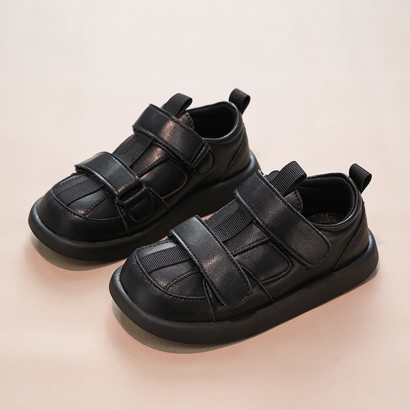 Детские кожаные туфли на двух липучках, черные, универсальные, 2026, абсолютно новые, для мальчиков и девочек, повседневные, с мягкой нескользящей подошвой
Детские кожаные туфли на двух липучках, черные, универсальные, 2026, абсолютно новые, для мальчиков и девочек, повседневные, с мягкой нескользящей подошвой