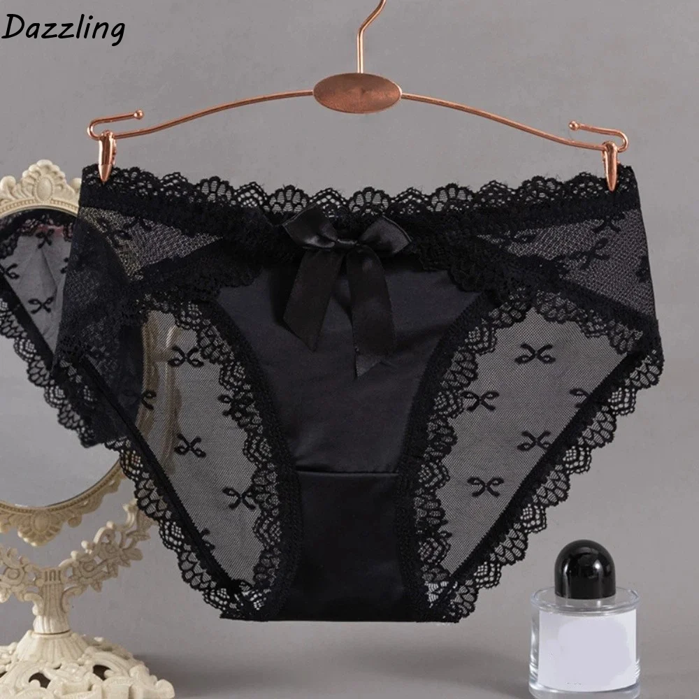 Breathable Low Waist Lace Panties Transparent Bow Mesh Flower Briefs Lingerie Cotton Crotch Underwear for Women Lady
Breathable Low Waist Lace Panties Transparent Bow Mesh Flower Briefs Lingerie Cotton Crotch Underwear for Women Lady