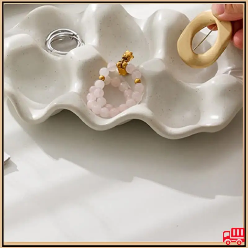 Egg Tray Earrings Storage Display Plate Value Ornaments Posing Good Things Grid White
Egg Tray Earrings Storage Display Plate Value Ornaments Posing Good Things Grid White