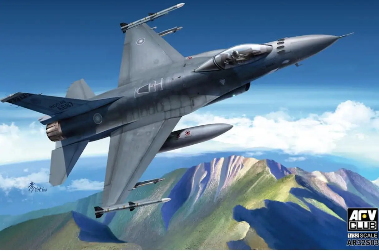 AFV Club AR32S03 1/32 Scale ROCAF F-16AM Viper Block20 Fighting Falcon Plastic model
AFV Club AR32S03 1/32 Scale ROCAF F-16AM Viper Block20 Fighting Falcon Plastic model