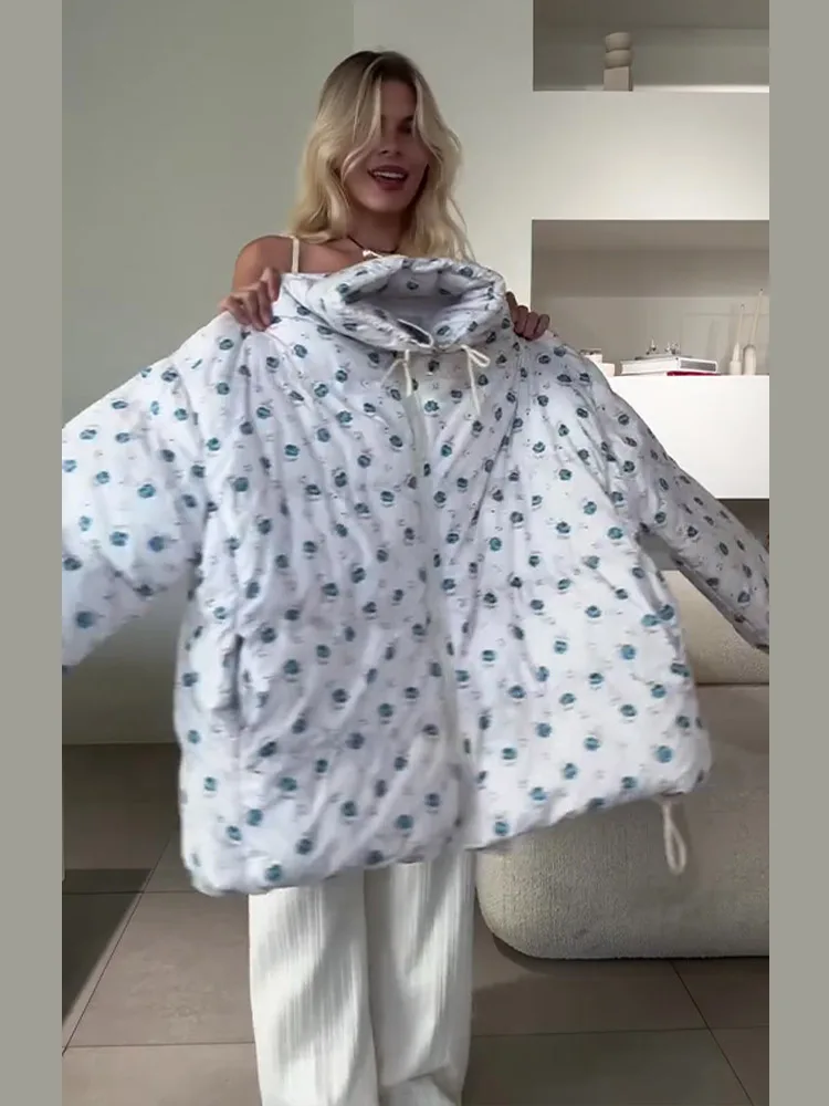 Синие парки с цветочным принтом, женская съемная шапка на молнии, хлопковая теплая куртка, новинка зимы 2025, женская уличная одежда, утепленная верхняя одежда
Синие парки с цветочным принтом, женская съемная шапка на молнии, хлопковая теплая куртка, новинка зимы 2025, женская уличная одежда, утепленная верхняя одежда