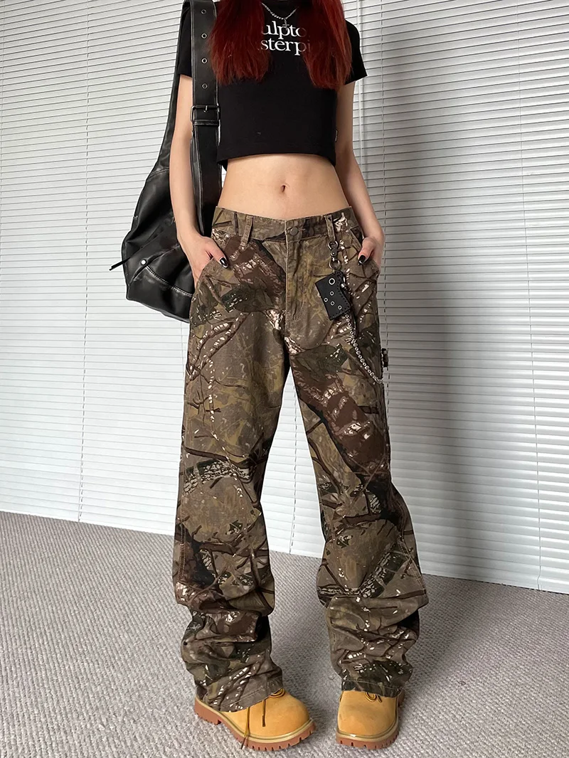 American Retro Camouflage Logging Work Pants Loose Straight Leg Casual Long Trousers for Men And Women High Street Style
American Retro Camouflage Logging Work Pants Loose Straight Leg Casual Long Trousers for Men And Women High Street Style