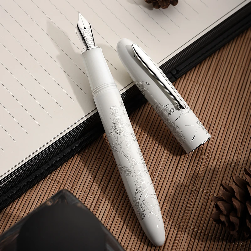 Перьевая ручка Hongdian с металлической гравировкой, ручная нажимная EF/M 0,38 0,7 мм, студенческая ручка для письма, бизнеса, офиса, ручка для подписи, подарок
Перьевая ручка Hongdian с металлической гравировкой, ручная нажимная EF/M 0,38 0,7 мм, студенческая ручка для письма, бизнеса, офиса, ручка для подписи, подарок