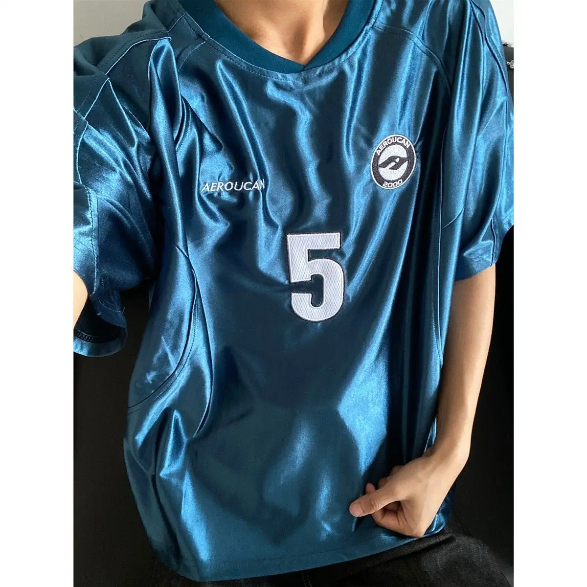Summer Glossy Unisex Embroidery Baseball Jersey Short Sleeve T shirt Plus Size Satin Top Shirt Streetwear
Summer Glossy Unisex Embroidery Baseball Jersey Short Sleeve T shirt Plus Size Satin Top Shirt Streetwear