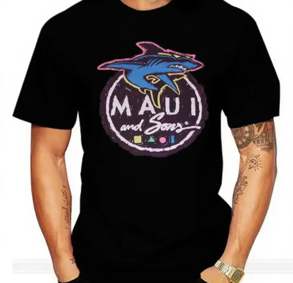 Винтажная одежда 90-х годов Maui and Sons Surfing Company Мужской размер Большая или негабаритная женская фиолетовая футболка в стиле ретро с огромным логотипом для серфинга и принтом
Винтажная одежда 90-х годов Maui and Sons Surfing Company Мужской размер Большая или негабаритная женская фиолетовая футболка в стиле ретро с огромным логотипом для серфинга и принтом