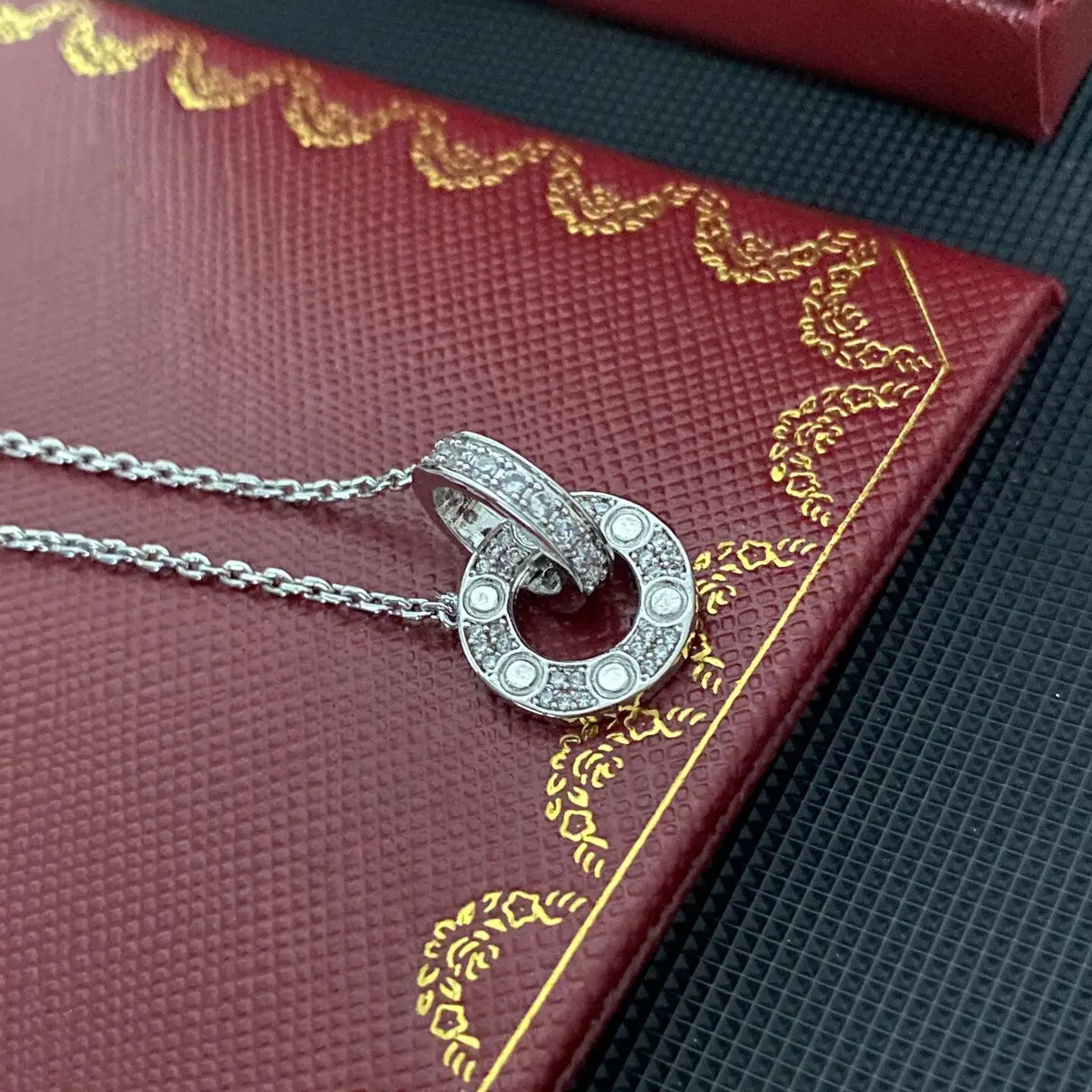 Women Necklace Gold Silver Rose Gold
Women Necklace Gold Silver Rose Gold