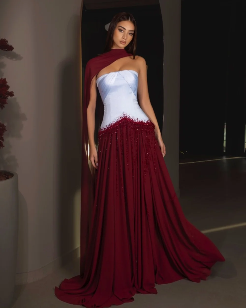 Бордовые блестящие шифоновые плиссированные бисером шаль с блестками, длинные платья трапециевидной формы без бретелек, вечерние платья для женщин в стиле ретро
Бордовые блестящие шифоновые плиссированные бисером шаль с блестками, длинные платья трапециевидной формы без бретелек, вечерние платья для женщин в стиле ретро