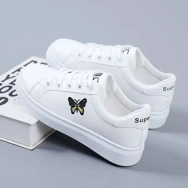 Women Casual Shoes New Woman White Sneakers Breathable Butterfly Lace-Up Female Sneakers Fashion Embroidered Vulcanized Shoes
Women Casual Shoes New Woman White Sneakers Breathable Butterfly Lace-Up Female Sneakers Fashion Embroidered Vulcanized Shoes