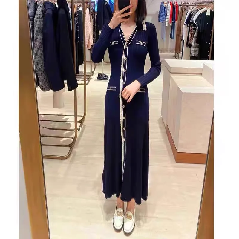Fashionable and Comfortable New One-piece Dress Single Breasted Slim V-neck Knitted Long Sleeve Dress 5210677
Fashionable and Comfortable New One-piece Dress Single Breasted Slim V-neck Knitted Long Sleeve Dress 5210677