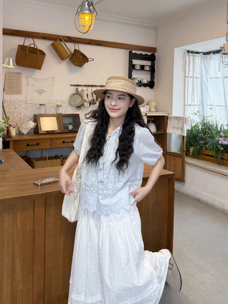 Korean Style Loose Fit Short Sleeve Embroidered Stand Collar Shirt Women's Fashion Summer 2026 Trendy Bubble Sleeve Top
Korean Style Loose Fit Short Sleeve Embroidered Stand Collar Shirt Women's Fashion Summer 2026 Trendy Bubble Sleeve Top