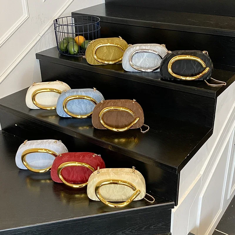 Luxury Brand Messenger Bag For Ladies, Elegant Leather Tote Design Popular Classic Women Handbag By Famous Designer
Luxury Brand Messenger Bag For Ladies, Elegant Leather Tote Design Popular Classic Women Handbag By Famous Designer