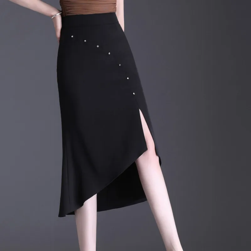#1670 Black Offfice Irregular Skirt Women Diamonds Split Joint Mermaid Skirt Ladies Slim Korean Fashion High Waist Turmpet Skirt
#1670 Black Offfice Irregular Skirt Women Diamonds Split Joint Mermaid Skirt Ladies Slim Korean Fashion High Waist Turmpet Skirt