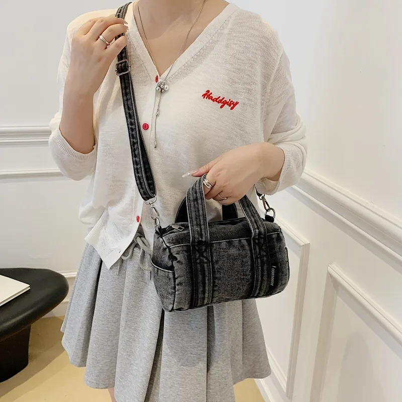 Модная женская новая джинсовая сумка через плечо сумка роскошные дизайнерские сумки сумки для женщин bolsos de mujer 가방 
Модная женская новая джинсовая сумка через плечо сумка роскошные дизайнерские сумки сумки для женщин bolsos de mujer 가방