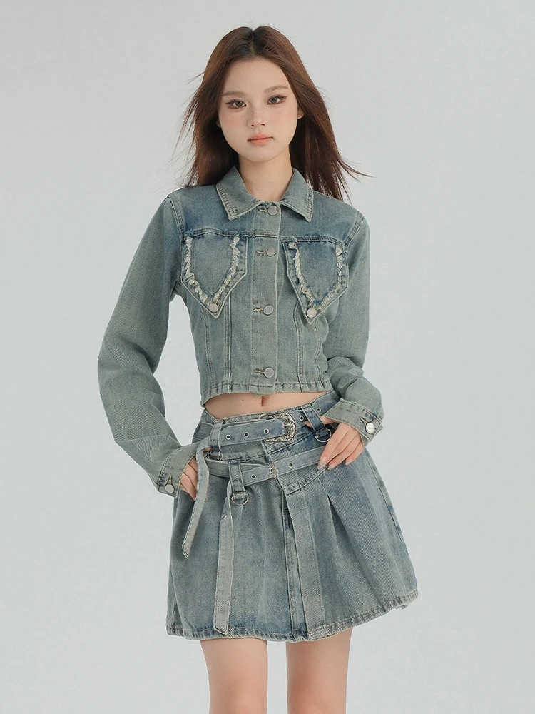 Women Long Sleeves Single Breasted Jacket+High Waist Fold Mini Skirt Two Piece Set Female Spring Retro Light Blue Denim Outfit
Women Long Sleeves Single Breasted Jacket+High Waist Fold Mini Skirt Two Piece Set Female Spring Retro Light Blue Denim Outfit