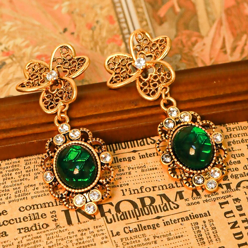 Korean Fashion Long Flower Pendant Earrings Crystal Zircon Emerald Green Water Drop Earrings For Women Ladies Wedding Jewelry
Korean Fashion Long Flower Pendant Earrings Crystal Zircon Emerald Green Water Drop Earrings For Women Ladies Wedding Jewelry