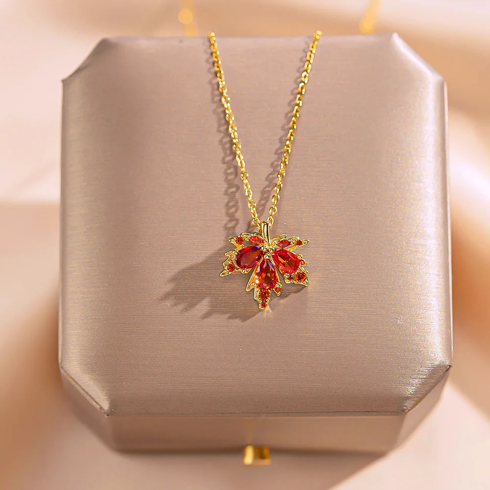Red Hot Maple Leaf Zircon Clavicle Chain Women Titanium Steel Luxury Necklace
Red Hot Maple Leaf Zircon Clavicle Chain Women Titanium Steel Luxury Necklace