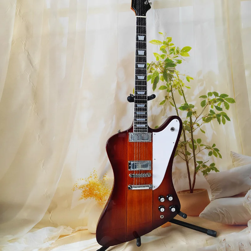 A high-quality acoustic-electric guitar with solid wood body, rock style, irregular VS shape, right-handed play, 22 frets and 6
A high-quality acoustic-electric guitar with solid wood body, rock style, irregular VS shape, right-handed play, 22 frets and 6